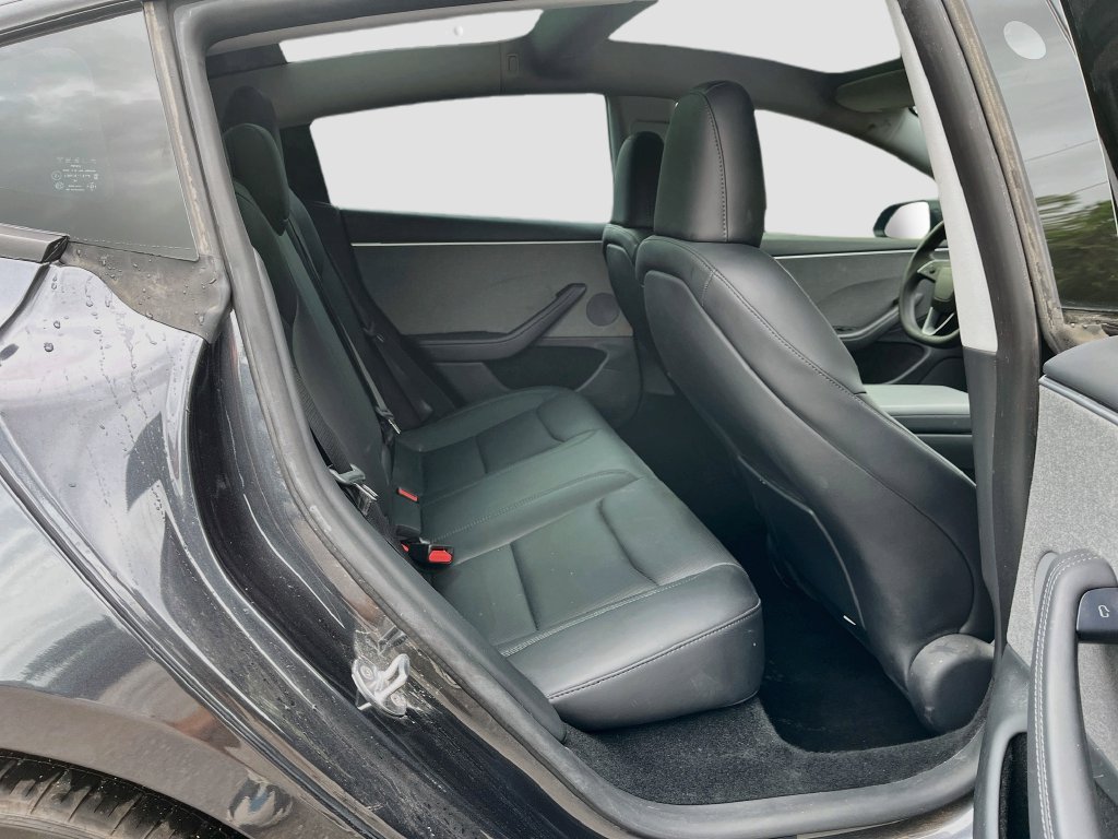 Used 2025 Tesla Model 3 Long Range RWD image 27
