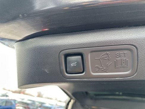 Certified 2022 Ford Expedition Limited image 19