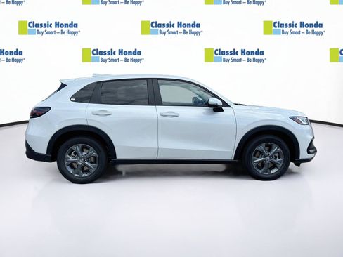 Certified 2026 Honda HR-V LX image 9