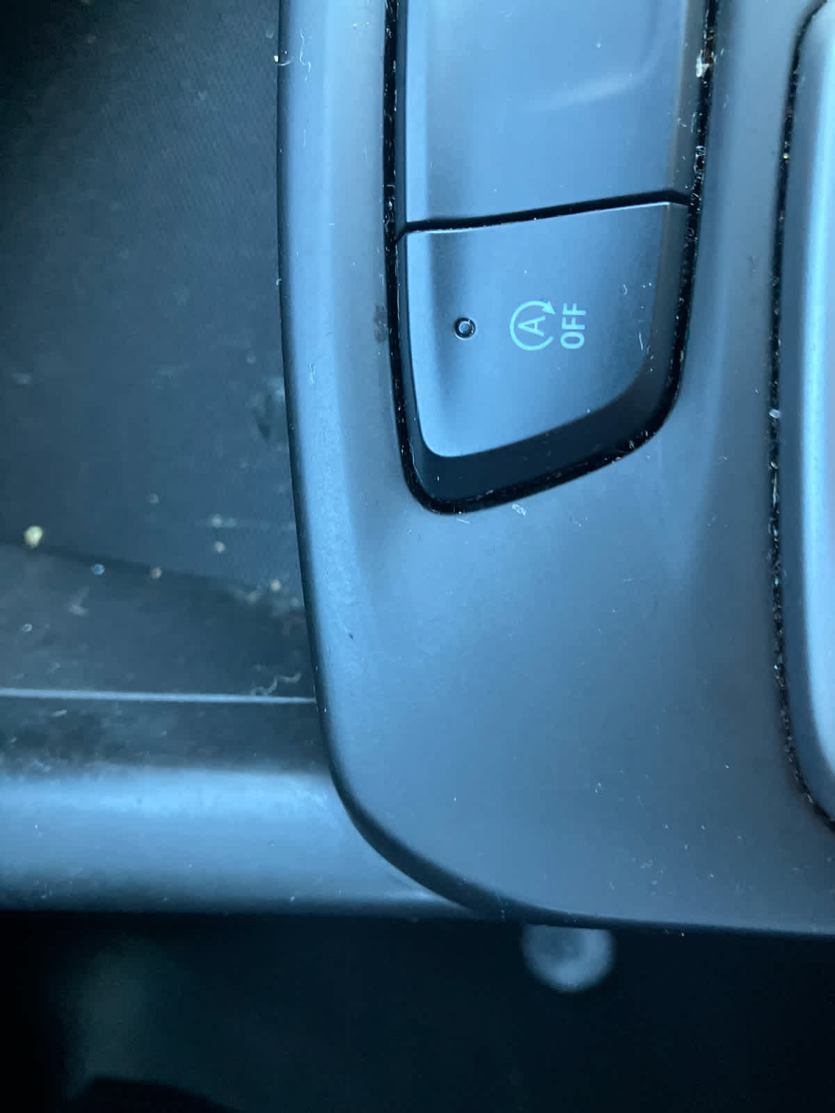 Used 2025 Chevrolet Trax LS w/ LS Convenience Package FWD image 24