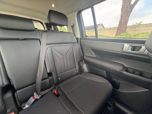 Used 2026 Hyundai Santa Fe SEL FWD image 33
