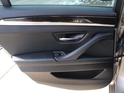 Used 2014 BMW 535d xDrive image 9