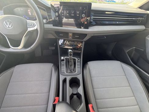 Used 2025 Volkswagen Jetta SE FWD image 24