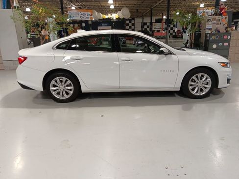 Used 2024 Chevrolet Malibu LT FWD image 5
