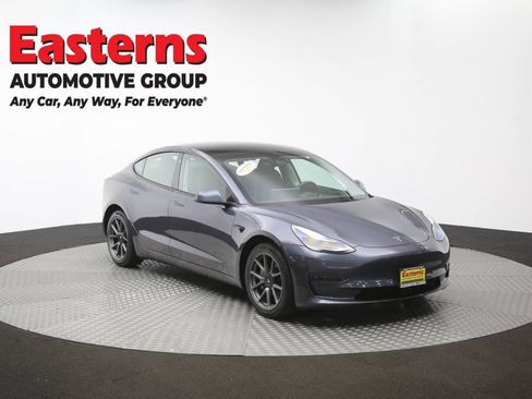 Used 2023 Tesla Model 3 Standard Range RWD image 44