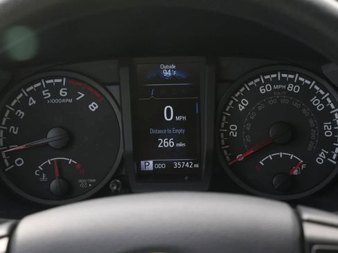 Used 2023 Toyota Tacoma SR AWD/4WD image 12