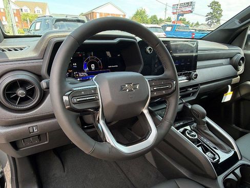 New 2026 Chevrolet Colorado Trail Boss AWD/4WD image 3