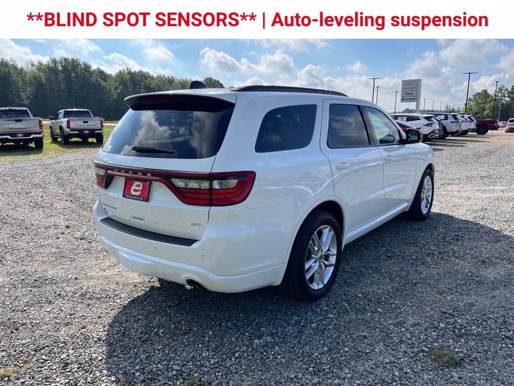 Used 2024 Dodge Durango GT RWD image 8