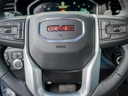 New 2026 GMC Sierra 1500 SLT image 13