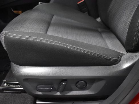 Certified 2023 Nissan Rogue SV AWD/4WD image 17