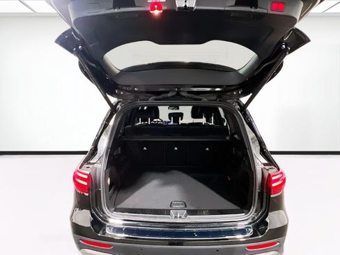 Used 2024 Mercedes-Benz GLB 250 image 18