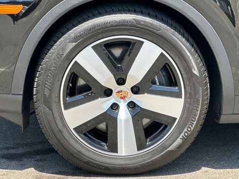 Used 2026 Porsche Cayenne E-Hybrid AWD/4WD image 27