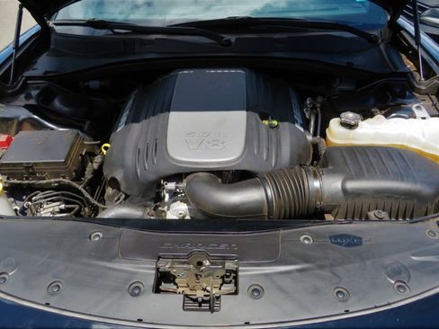 Used 2019 Dodge Charger R/T w/ Plus Group image 15