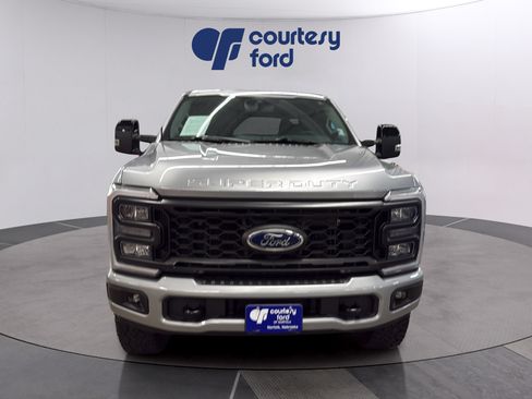 Certified 2024 Ford F250 Lariat w/ Tremor Off-Road Package AWD/4WD image 2