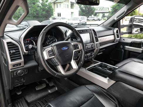 Used 2021 Ford F350 Lariat w/ Lariat Ultimate Package AWD/4WD image 13