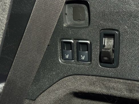 Used 2016 Mercedes-Benz GL 450 4MATIC w/ Premium I Package image 15