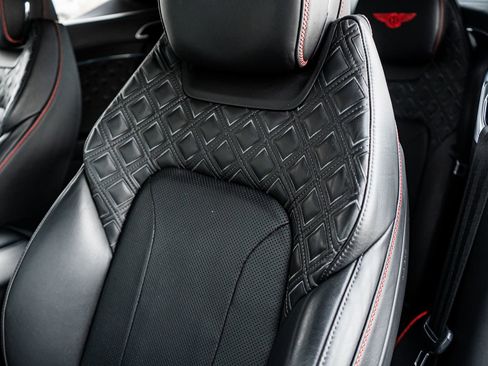 Used 2020 Bentley Continental GT image 29