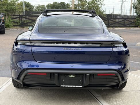 Used 2020 Porsche Taycan 4S AWD/4WD image 4