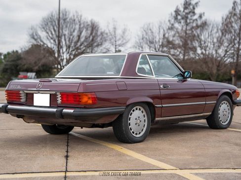 Used 1988 Mercedes-Benz 560 SL image 18