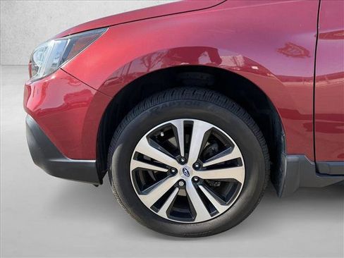 Used 2019 Subaru Outback 2.5i Limited w/ Popular Package #2 AWD/4WD image 24