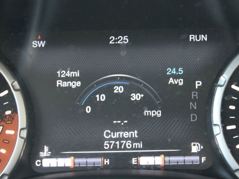 Used 2018 Jeep Renegade Trailhawk AWD/4WD image 27