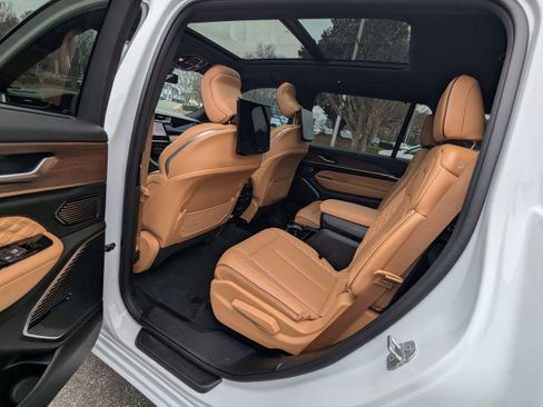 Certified 2023 Jeep Grand Cherokee L Summit w/ Advanced Protech Group IV image 11