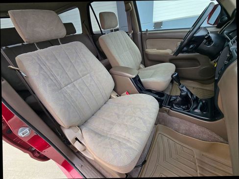 Used 2000 Toyota 4Runner SR5 image 20