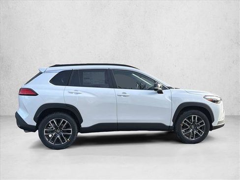 New 2026 Toyota Corolla Cross XLE image 4