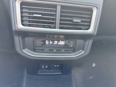 New 2026 Volkswagen Atlas Peak Edition image 26