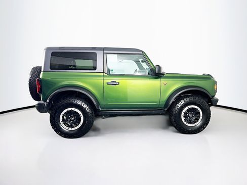 Used 2022 Ford Bronco Badlands w/ Sasquatch Package AWD/4WD image 10