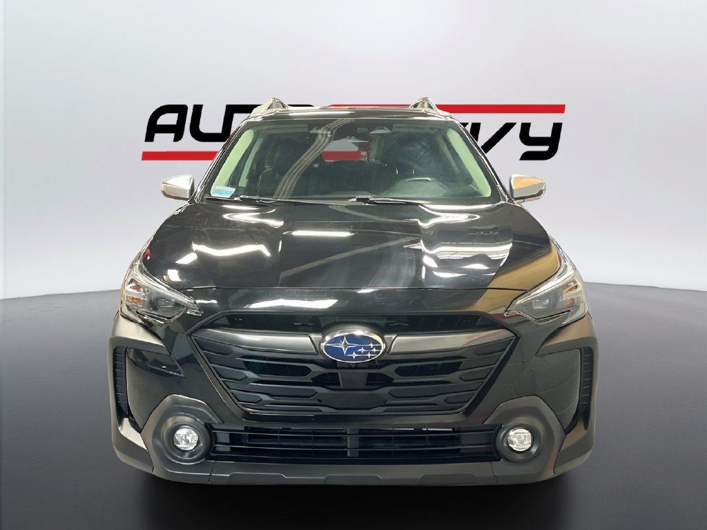Used 2024 Subaru Outback Touring XT AWD/4WD image 2