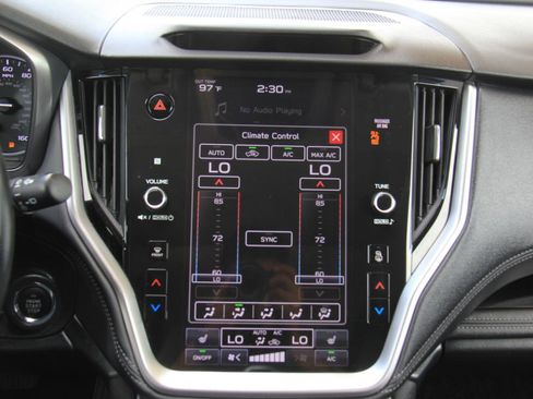 Used 2022 Subaru Outback Limited image 19