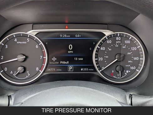 Used 2024 Nissan Sentra SV FWD image 19