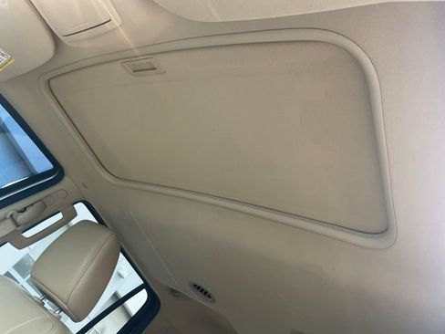 Used 2016 Ford Expedition Limited w/ Equipment Group 301A AWD/4WD image 22