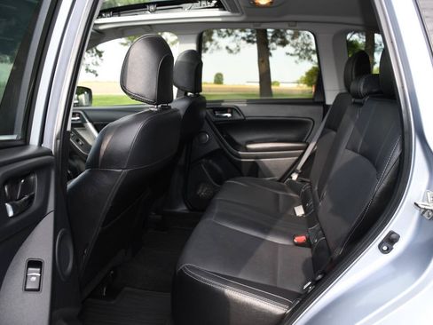 Used 2017 Subaru Forester 2.5i Limited AWD/4WD image 16