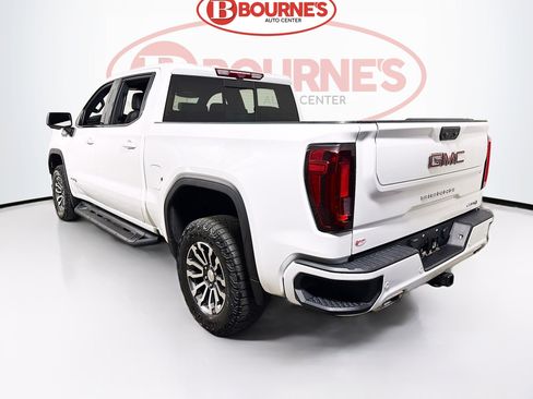Used 2023 GMC Sierra 1500 AT4 w/ AT4 Premium Package AWD/4WD image 10