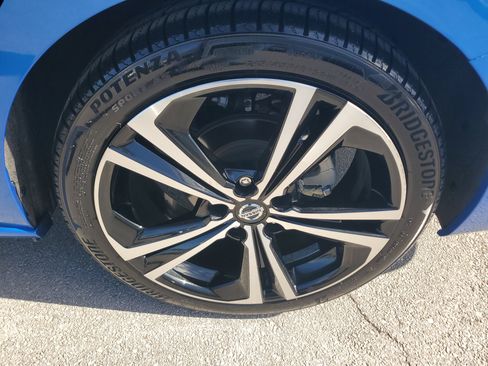 Used 2022 Nissan Sentra SR image 9