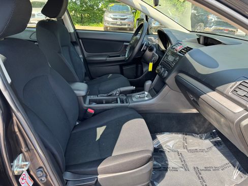 Used 2014 Subaru Impreza 2.0i Premium w/ All-Weather Package w/CVT AWD/4WD image 11