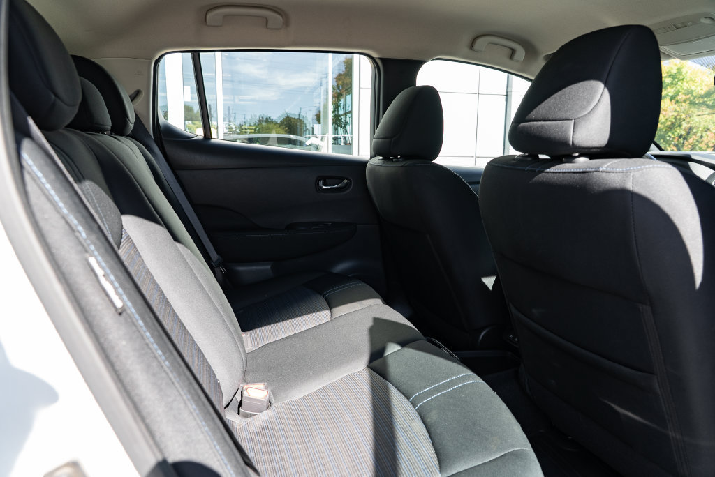 Used 2025 Nissan Leaf S FWD image 24