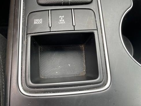 Used 2020 Kia Sorento LX AWD/4WD image 38