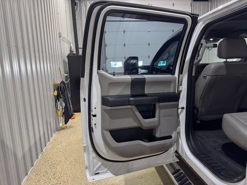 Used 2018 Ford F250 XL w/ STX Appearance Package AWD/4WD image 21