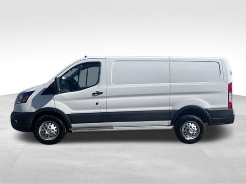 Used 2023 Ford Transit 250 Low Roof AWD w/ Exterior Upgrade Package image 9