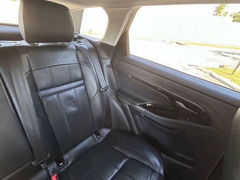 Used 2020 Land Rover Range Rover Evoque SE image 14