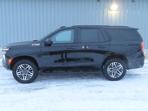 Used 2025 Chevrolet Tahoe Z71 w/ Sun And Tow Package image 8