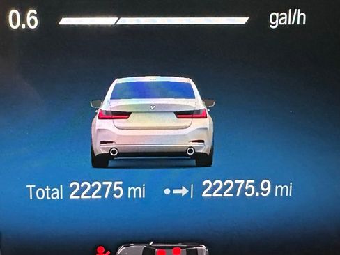 Used 2023 BMW 330i xDrive Sedan w/ Premium Package image 24