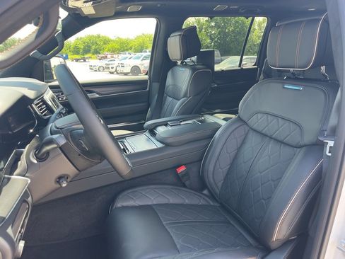 New 2024 Jeep Grand Wagoneer Series III w/ Rear Seat Video Group 1 image 13