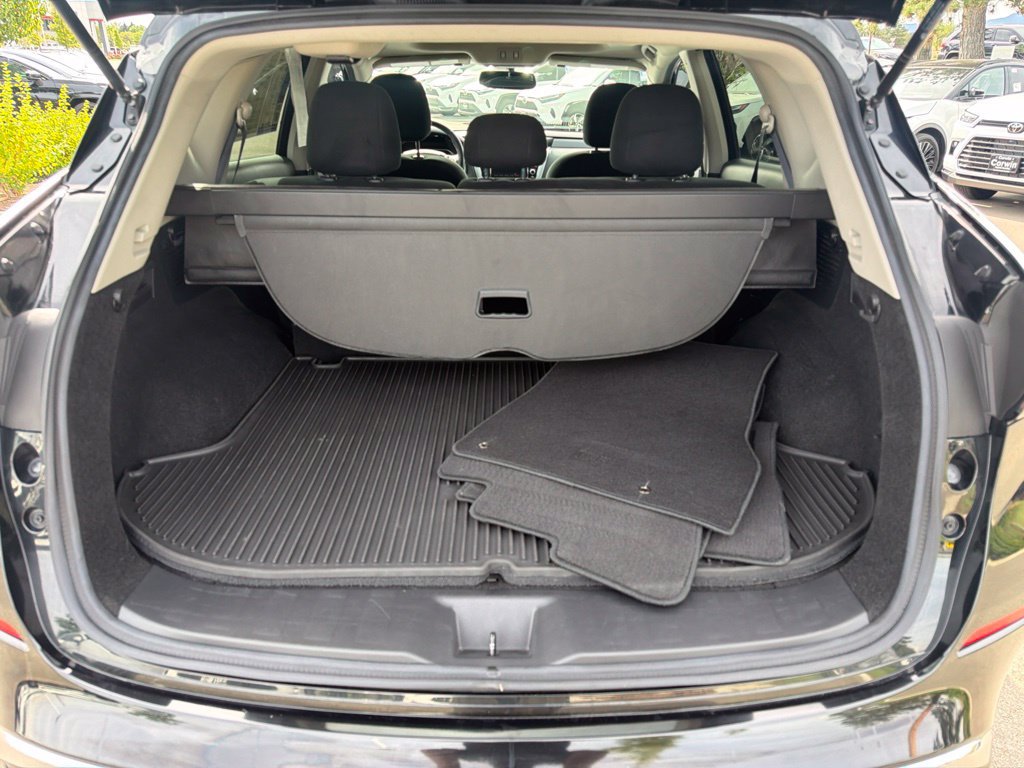Used 2019 Nissan Murano SV w/ Premium Package AWD/4WD image 18