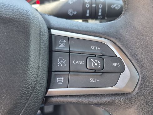 Used 2025 Jeep Compass Limited AWD/4WD image 28