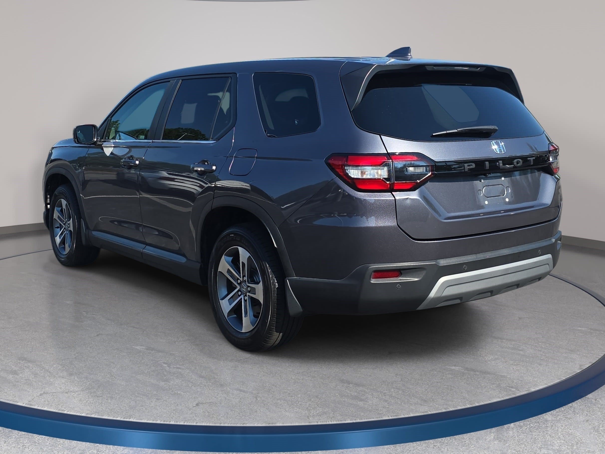 Used 2024 Honda Pilot EX-L image 7