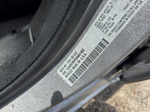 Used 2025 RAM 1500 Big Horn AWD/4WD image 15
